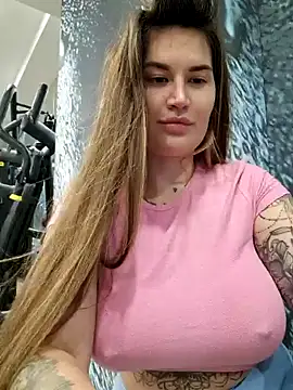 TattooGirlAlia online show from 12.25.24