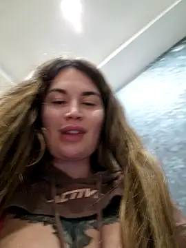 TattooGirlAlia online show from 01.05.25