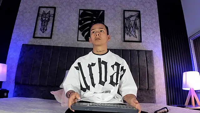 Snapshot of bliinkii_and_luka_ chatting on 02.05.26 bliinkii and luka online show from 02.05.26