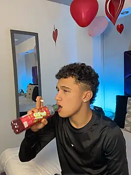 Dominik Souza online show from 03.05.26