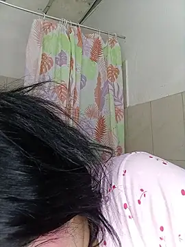 Snapshot of angela_sex_x chatting on 02.15.26 angela sex x online show from 02.15.26