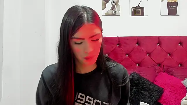 Snapshot of Isabella_Moon9 chatting on 02.10.26 Isabella Moon9 online show from 02.10.26