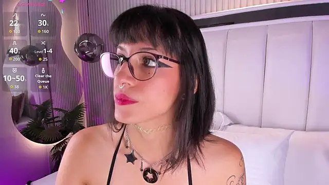 Snapshot of ViolettaColinss chatting on 07.17.26 ViolettaColinss online show from 07.17.26
