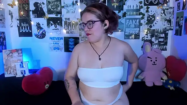 Snapshot of hellen_alexa chatting on 02.27.26 hellen alexa online show from 02.27.26