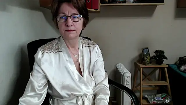 katemodel online show from 02.18.26