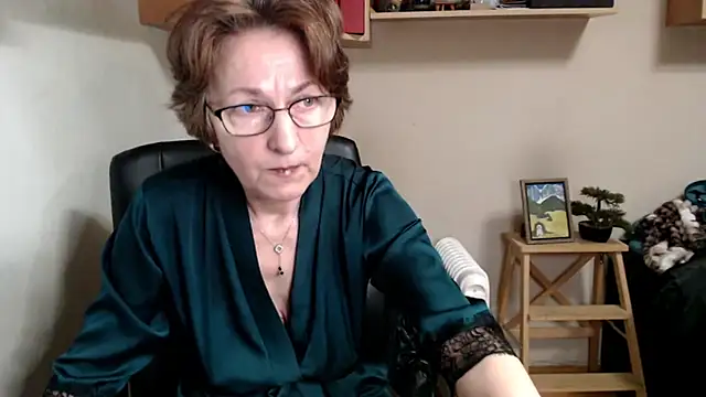 katemodel online show from 03.02.26