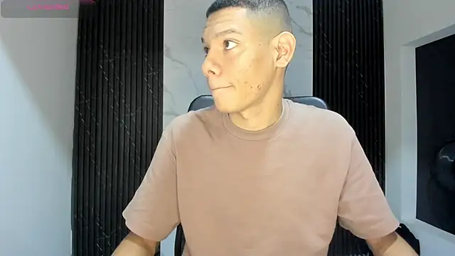 milo cruz  online show from 02.09.26