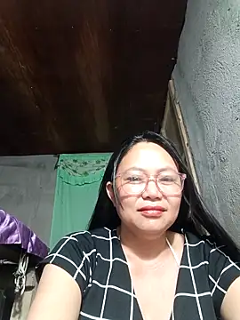 Snapshot of hotpinay_45 chatting on 04.01.26 hotpinay 45 online show from 04.01.26