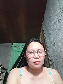 Snapshot of hotpinay_45 chatting on 04.09.26 hotpinay 45 online show from 04.09.26