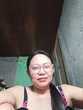 Snapshot of hotpinay_45 chatting on 04.09.26 hotpinay 45 online show from 04.09.26