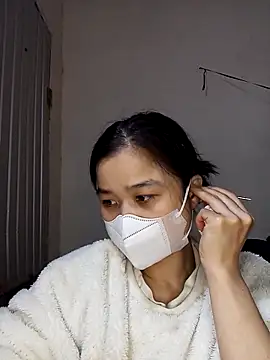 Daisy-lusia2026 online show from 04.04.26