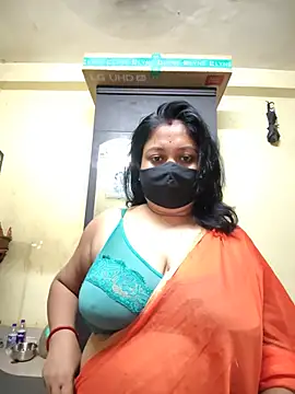 Curvy Trisha online show from 06.24.26