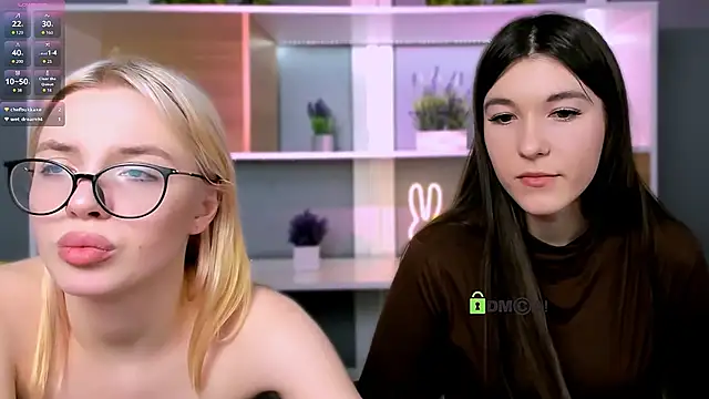 Snapshot of elis_sunny chatting on 02.05.26 elis sunny online show from 02.05.26