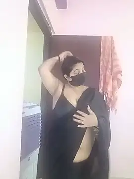 Aliya Hott online show from 05.17.26