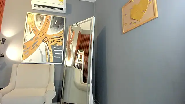 Snapshot of nina_swaan chatting on 02.11.26 nina swaan online show from 02.11.26