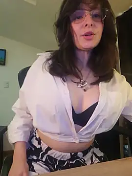 RoxanneRiddle69 online show from 06.22.26
