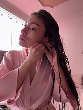 Bonny Eva online show from 05.15.26