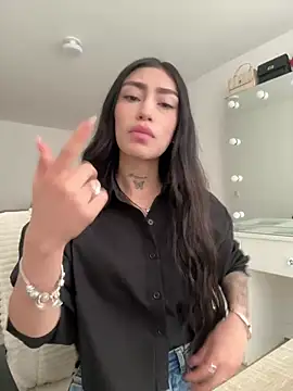 Bonny Eva online show from 06.01.26
