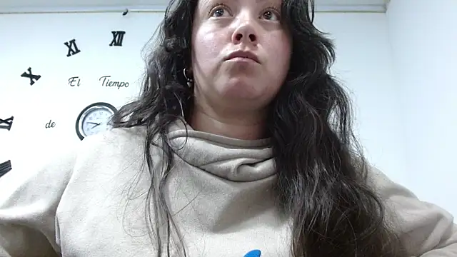 ElaMurray02 online show from 02.13.26