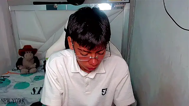 Liarr  online show from 03.19.26