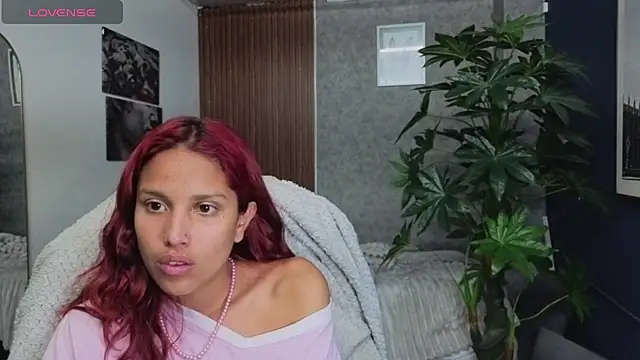 saphire  online show from 04.05.26