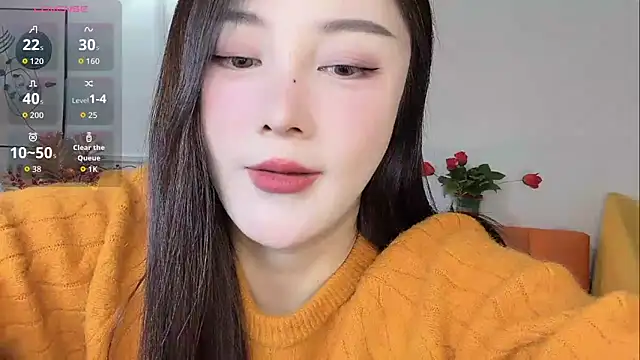 Lisa-295188 online show from 03.04.26