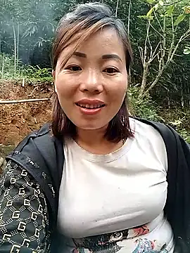 Ella-aa online show from 03.29.26