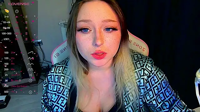 Emiliaaah online show from 03.12.26