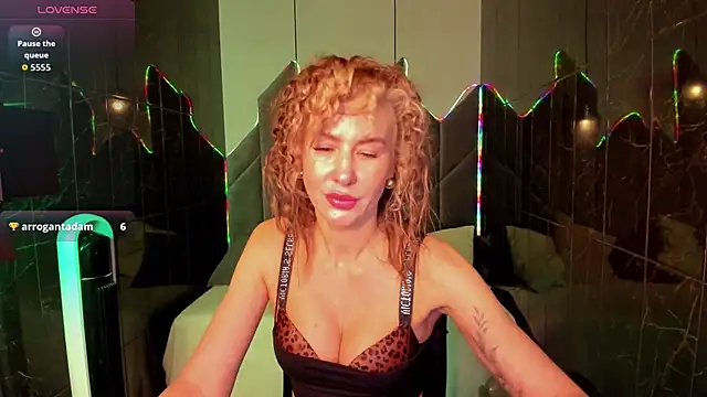 Madam  Isabella online show from 02.12.26