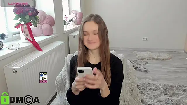Snapshot of Elina_X chatting on 04.21.26 Elina X online show from 04.21.26