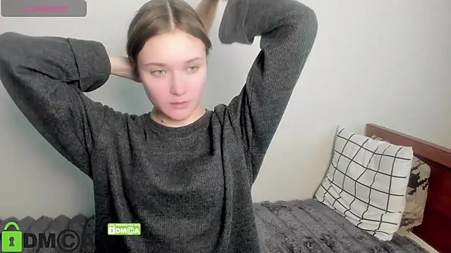 Snapshot of Elina_X chatting on 05.10.26 Elina X online show from 05.10.26