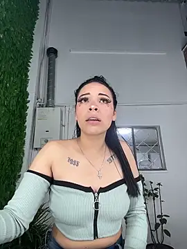 cristal  violetaa online show from 02.11.26