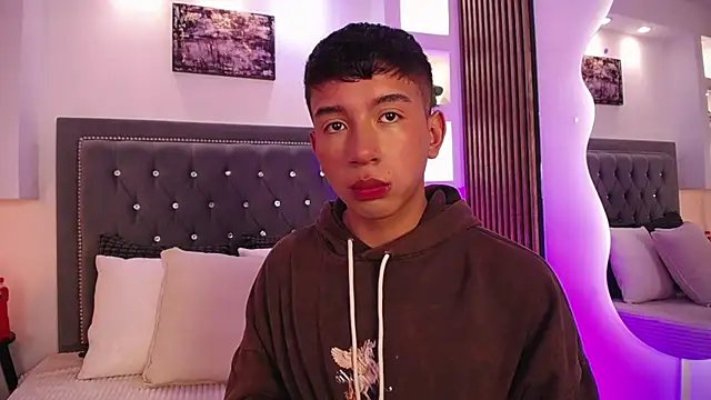 Fancy Vixen online show from 03.04.26