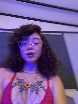 luci butterfly online show from 02.11.26