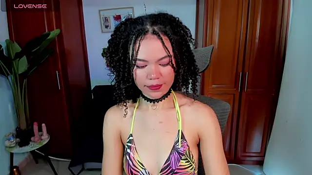 Monic Bellucci online show from 02.27.26