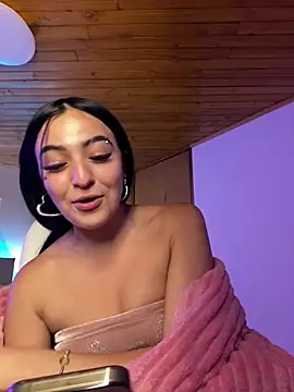 Snapshot of Valery_pink18 chatting on 02.15.26 Valery pink18 online show from 02.15.26