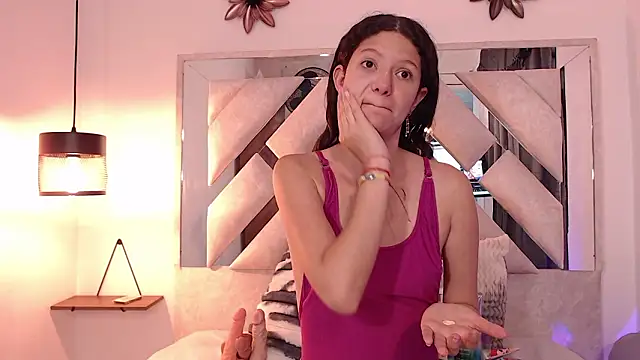 sofy bonnet online show from 02.05.26