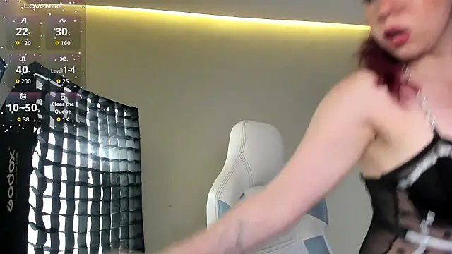 Snapshot of MiaTorres4 chatting on 02.17.26 MiaTorres4 online show from 02.17.26