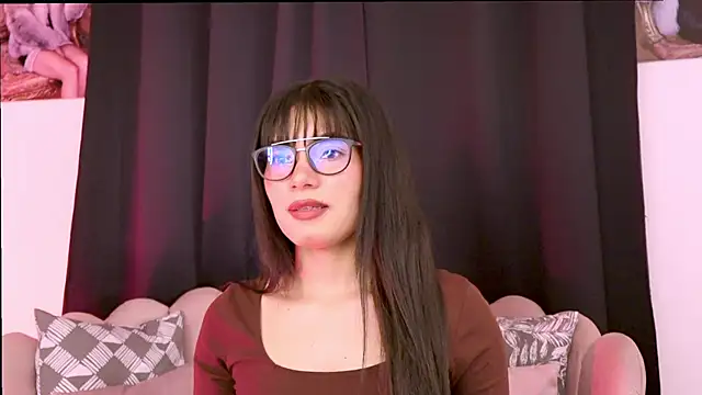 Snapshot of dakotacollins_ chatting on 04.09.26 dakotacollins online show from 04.09.26