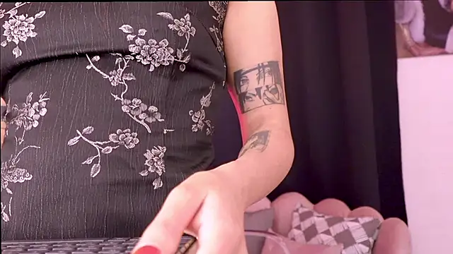 Snapshot of dakotacollins_ chatting on 04.13.26 dakotacollins online show from 04.13.26