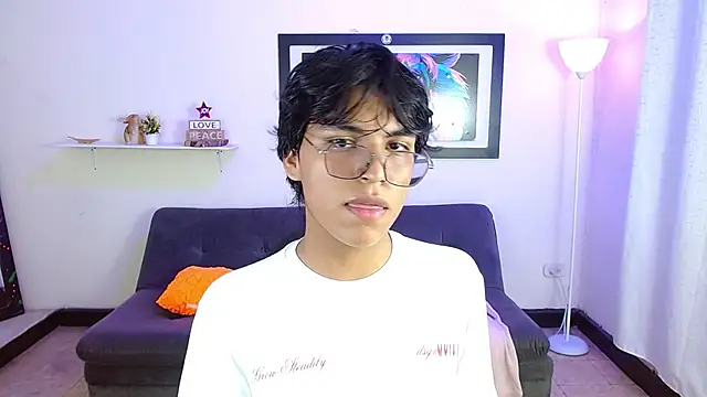 Maecum18 online show from 02.24.26