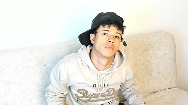 Snapshot of _Alex_Colton chatting on 02.11.26 Alex Colton online show from 02.11.26