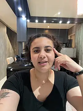 Snapshot of BabyChanntal chatting on 02.04.26 BabyChanntal online show from 02.04.26