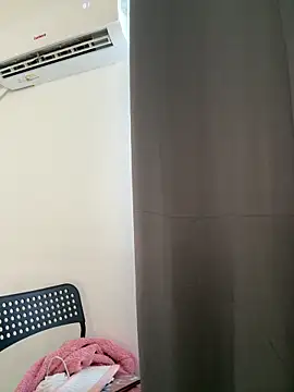 Snapshot of MelaFoxx chatting on 02.08.26 MelaFoxx online show from 02.08.26