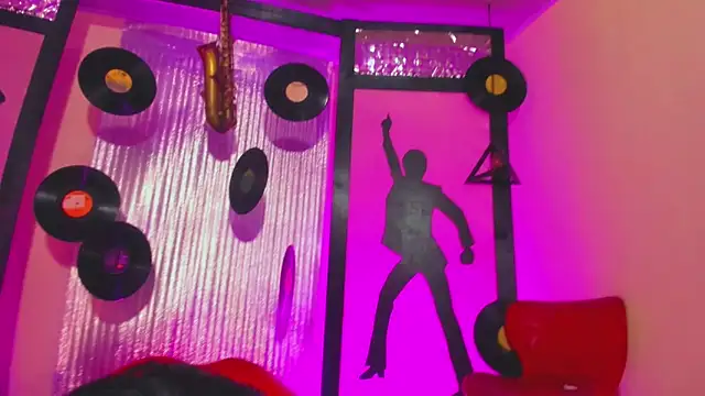 Snapshot of Adriana_Rodriguez_ chatting on 02.01.26 Adriana Rodriguez online show from 02.01.26