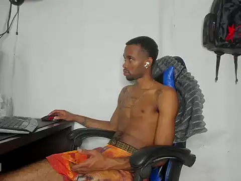 Snapshot of Kofi_exotic_2 chatting on 05.17.26 Kofi exotic 2 online show from 05.17.26