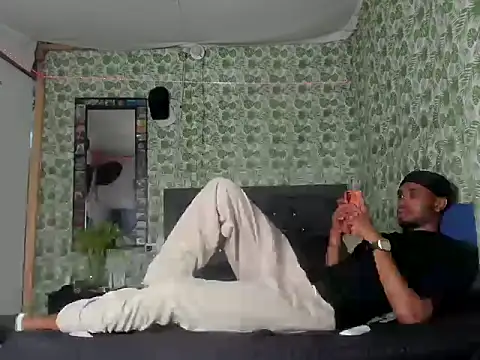 Snapshot of Kofi_exotic_2 chatting on 05.19.26 Kofi exotic 2 online show from 05.19.26
