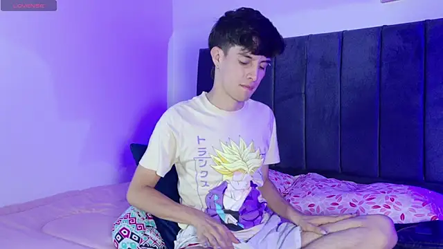 axxxel twink online show from 05.12.26