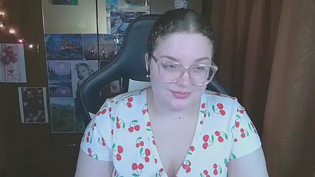 Snapshot of Teasing_Dora chatting on 02.22.26 Teasing Dora online show from 02.22.26