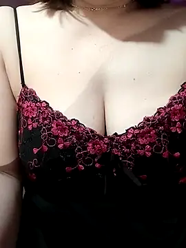 Ladyly99 online show from 04.14.26